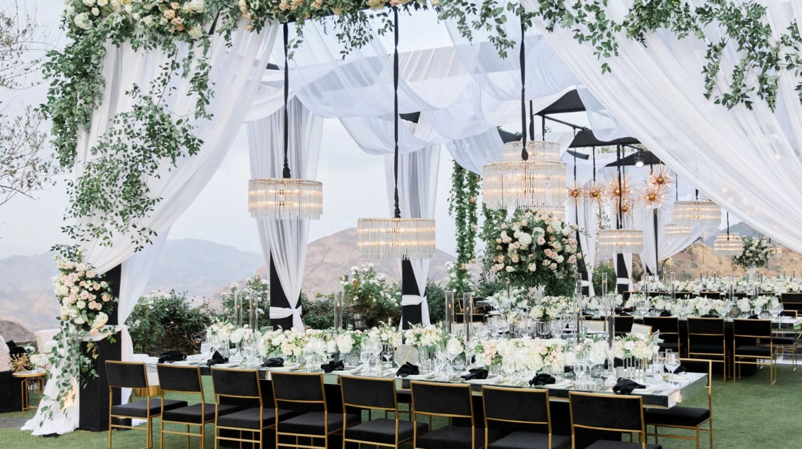 Abartıdan Uzak, Kusursuz Zarafetin Sırları.