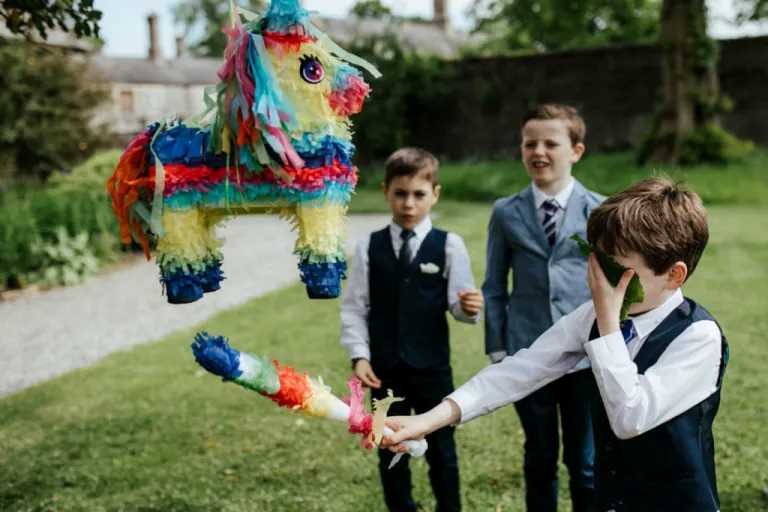 Düğünlerde Çocuk Misafir Protokolü